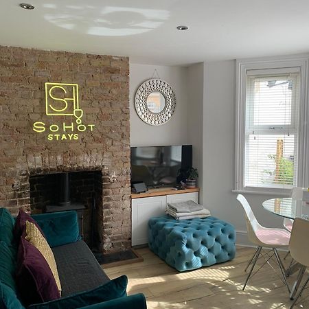 Stylish & Cosy Margate Escape With Hot Tub And Log Burner Dogs Welcome エクステリア 写真