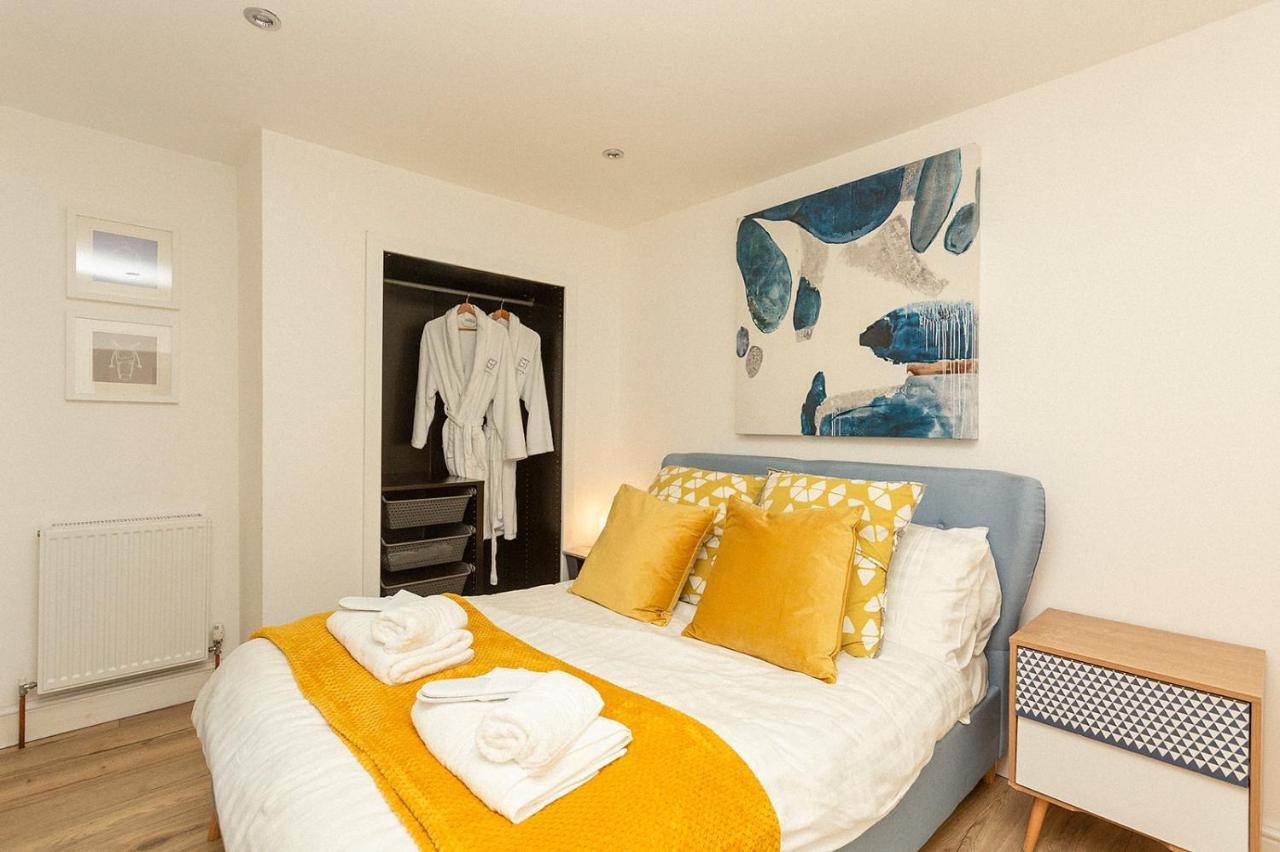 Stylish & Cosy Margate Escape With Hot Tub And Log Burner Dogs Welcome エクステリア 写真