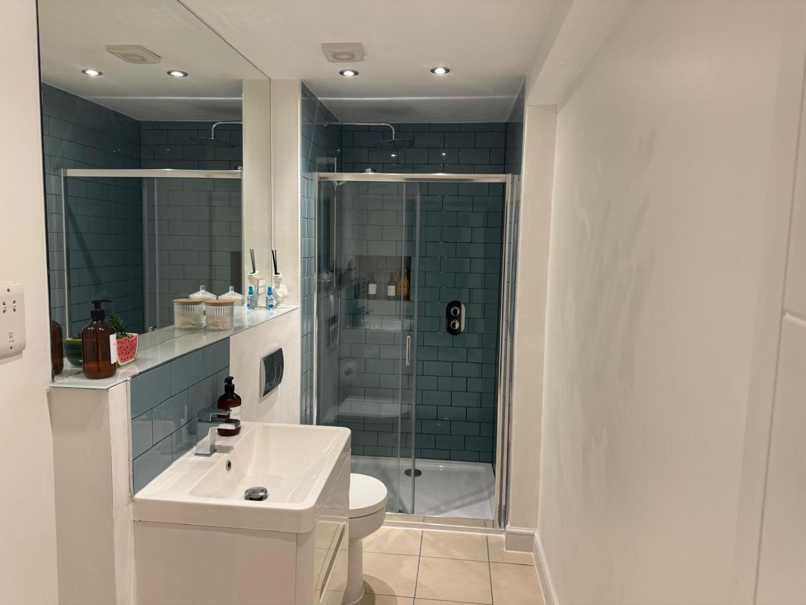 Stylish & Cosy Margate Escape With Hot Tub And Log Burner Dogs Welcome エクステリア 写真